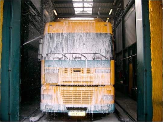 truck-wash: nettoyage des véhicules en tunnel