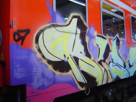 Enlèvement de graffitis Bonderite C-MC400 av